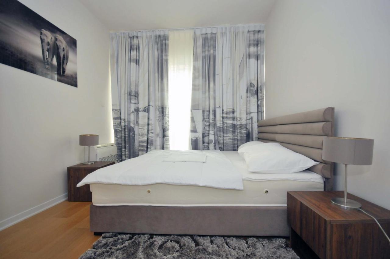 Luxury Montesun Apartments 부드바 외부 사진