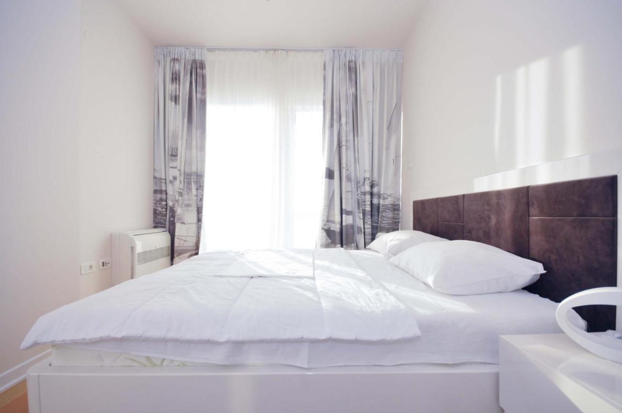 Luxury Montesun Apartments 부드바 외부 사진